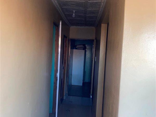 2 Bedroom Property for Sale in Kuyasa Northern Cape